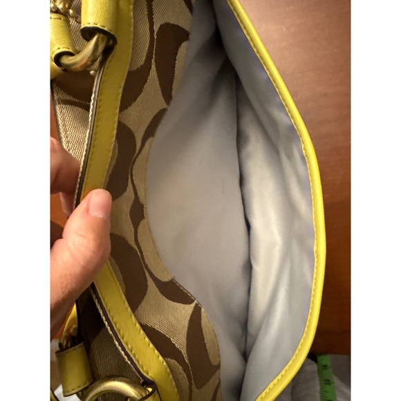 Coach Park Signature tote purse F19725 tan green - Picture 15 of 16